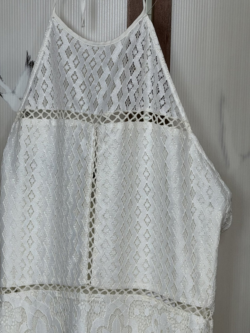 Parker Ivory Lace Halter Handkerchief Hem Dress – Size Small