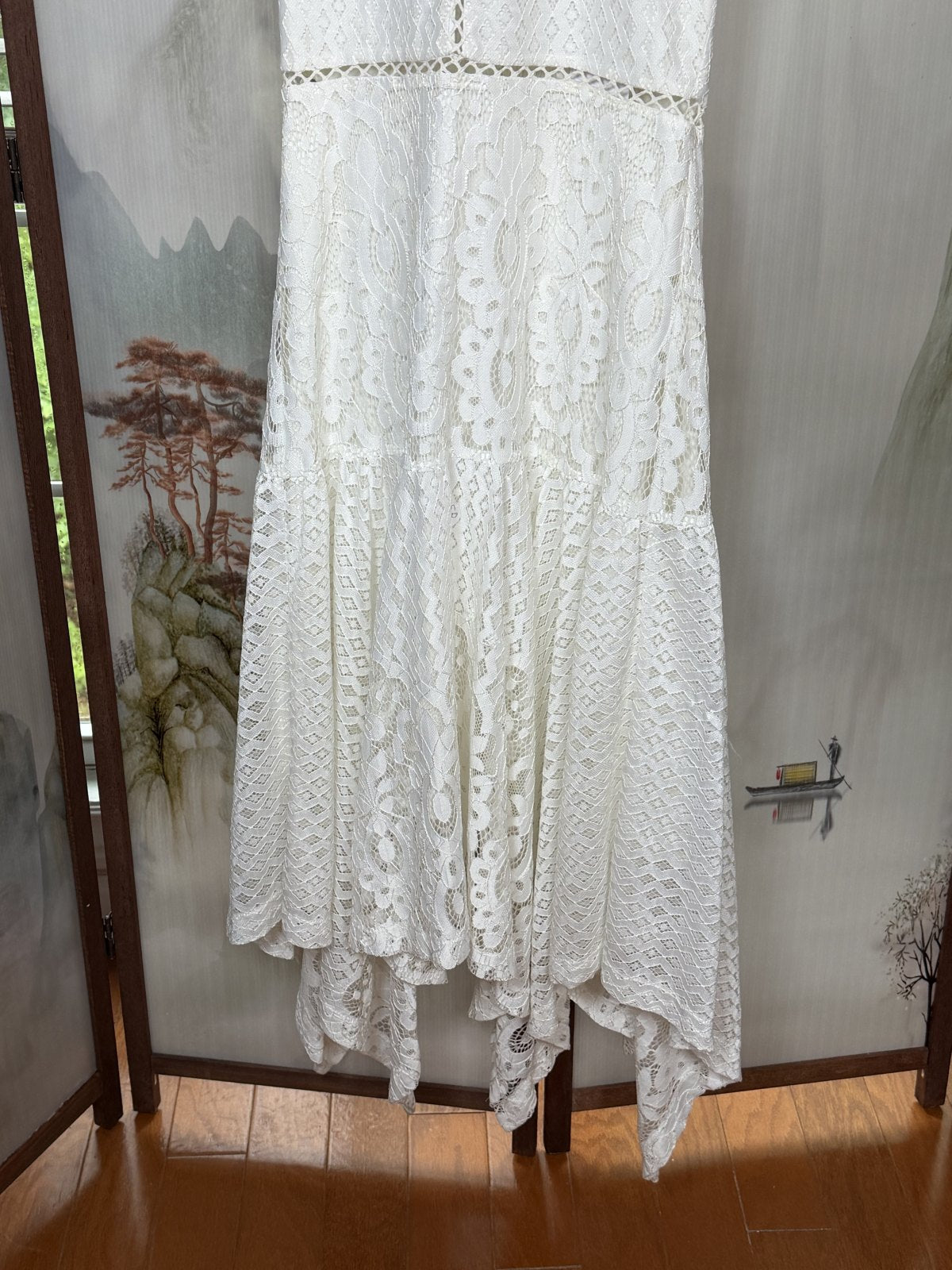 Parker Ivory Lace Halter Handkerchief Hem Dress – Size Small