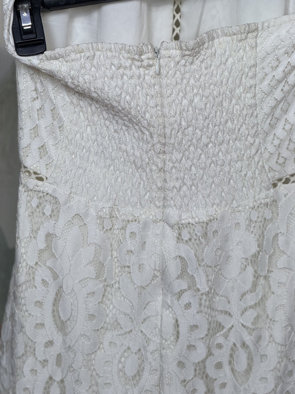 Parker Ivory Lace Halter Handkerchief Hem Dress – Size Small