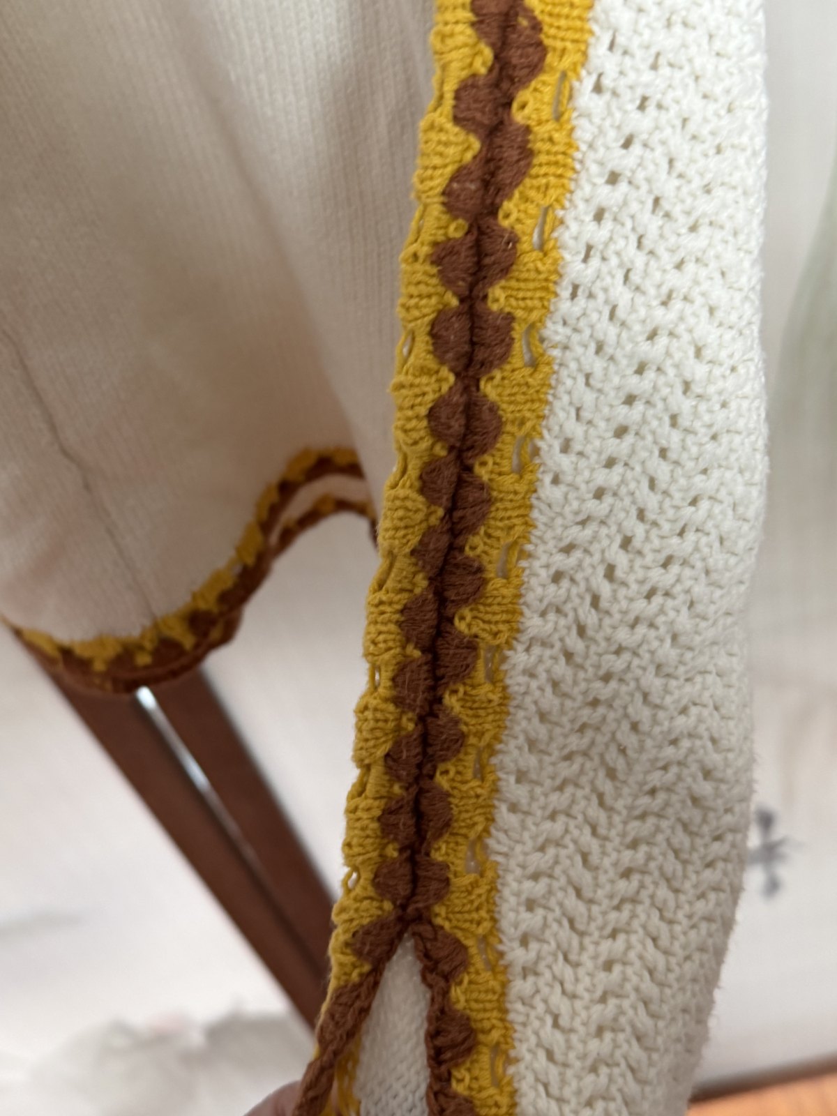 Alp Crochet Knit Sweater Medium Ivory Mustard Brown Boho Dolman Sleeve Pullover