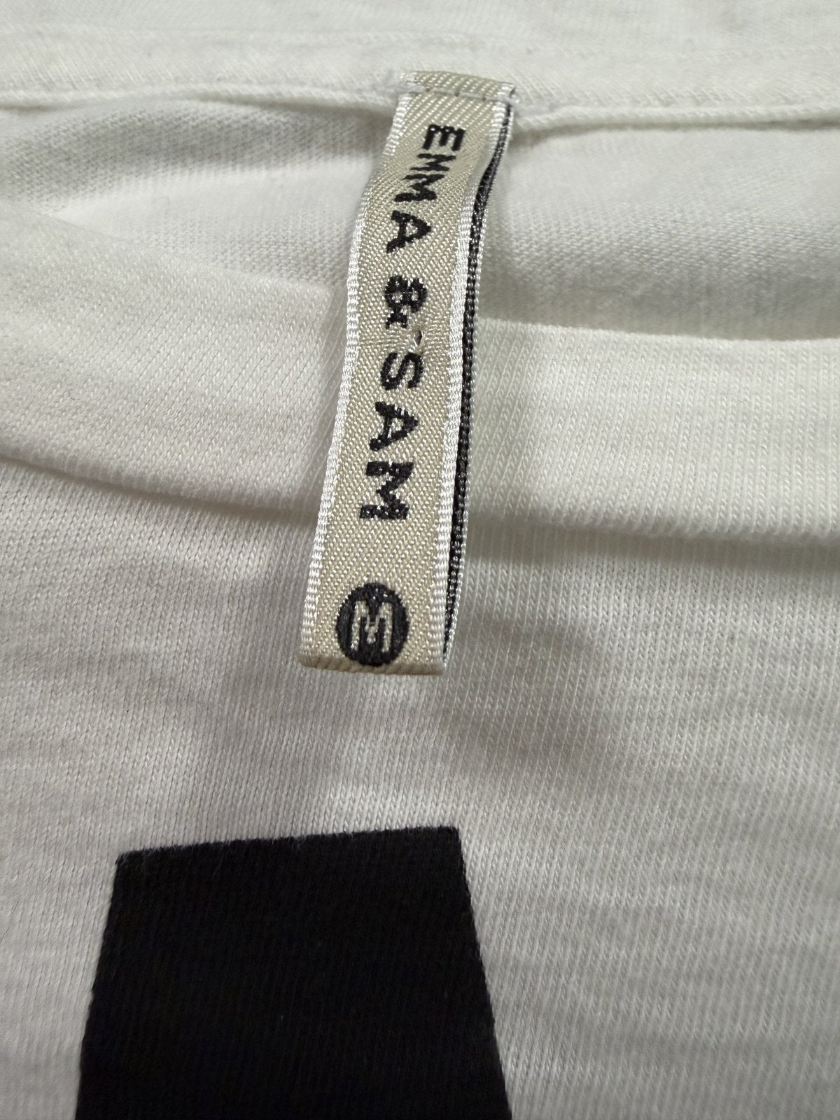 Emma & Sam Tee Size MED