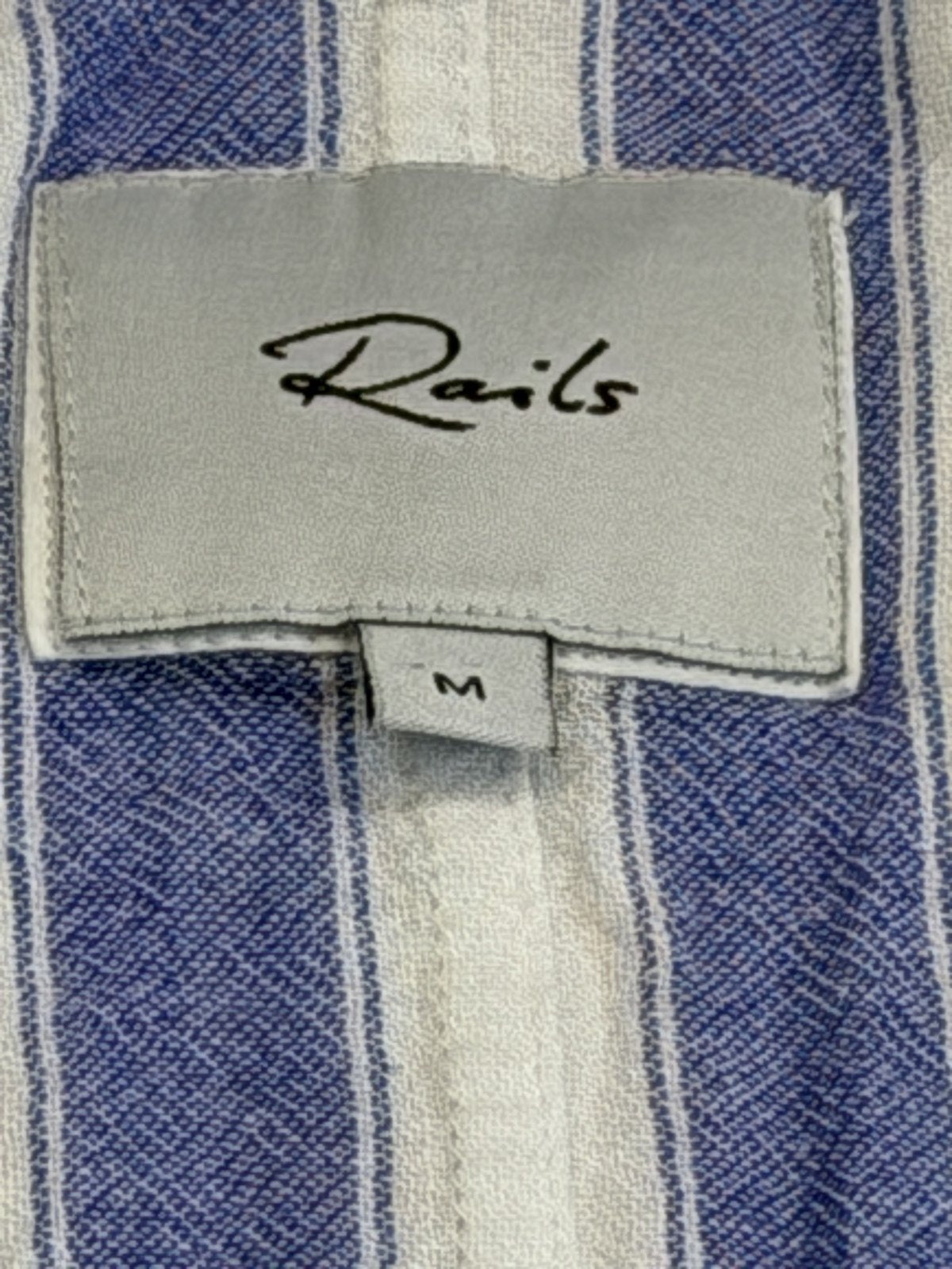 Rails Button Up & Tie Front Size M
