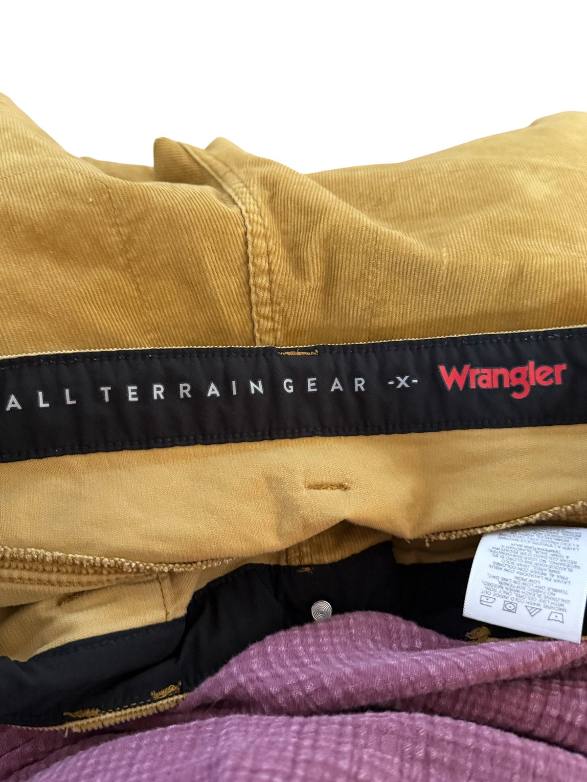 Wrangler ATG All Terrain Gear Corduroy Utility Shorts Mustard Brown Women's 10
