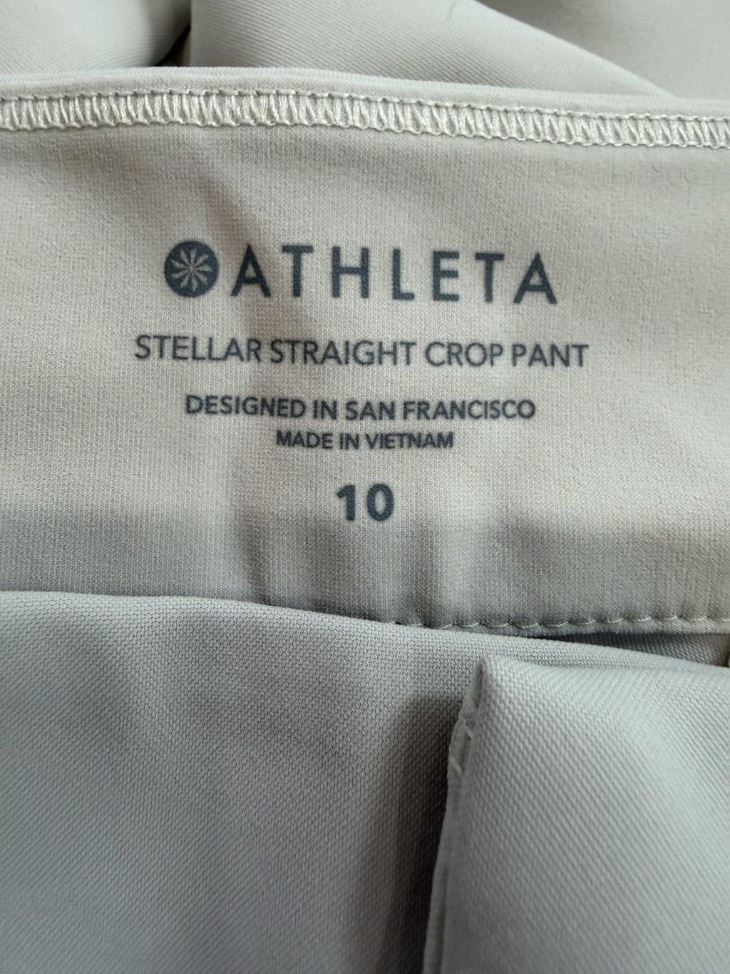 Athleta Stellar Straight Crop Pant Dune Beige Women's Size 10