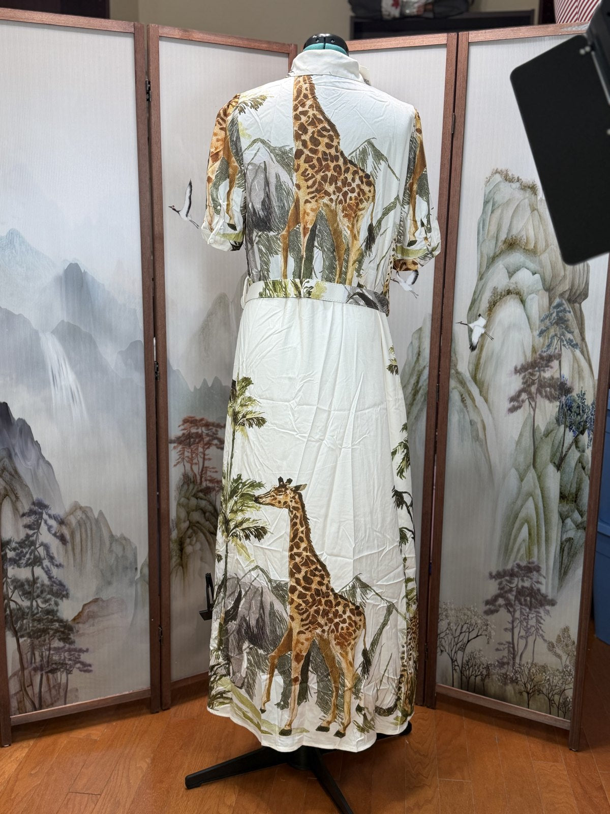 Fashion Space Safari Giraffe Print Belted Maxi Shirt Dress – NWT – Size L