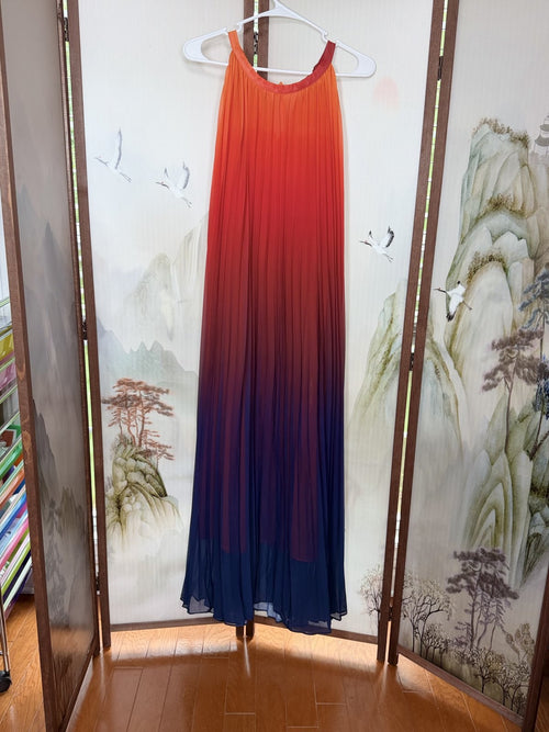 Chicwish Sunset Ombre Pleated Halter Maxi Dress – M/L – NWT