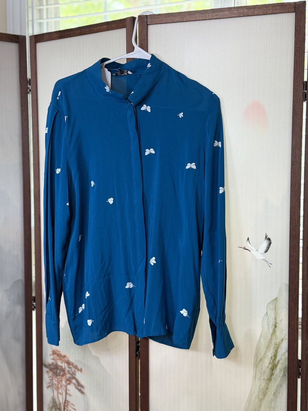 Galeries Lafayette Blue Butterfly Print Hidden Button Blouse Women's Size 42 100% Viscose